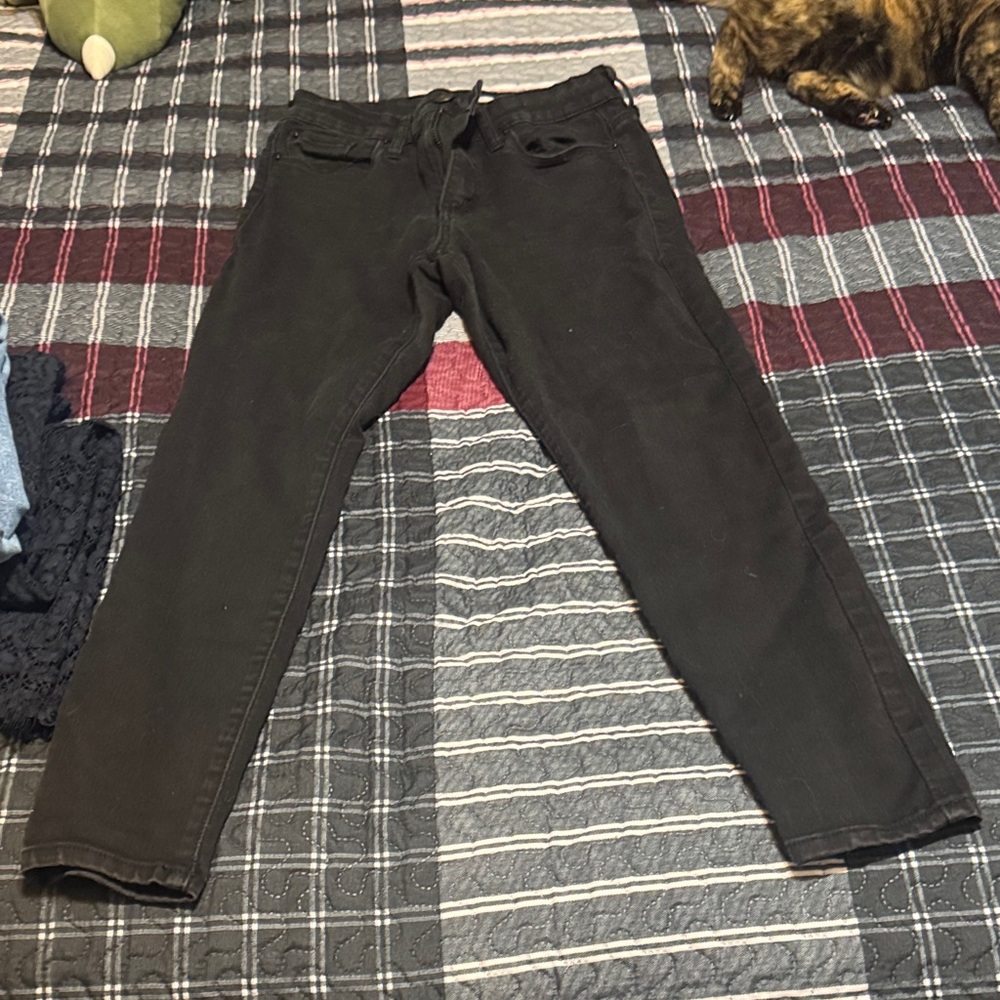 Black Straight-Leg Jeans